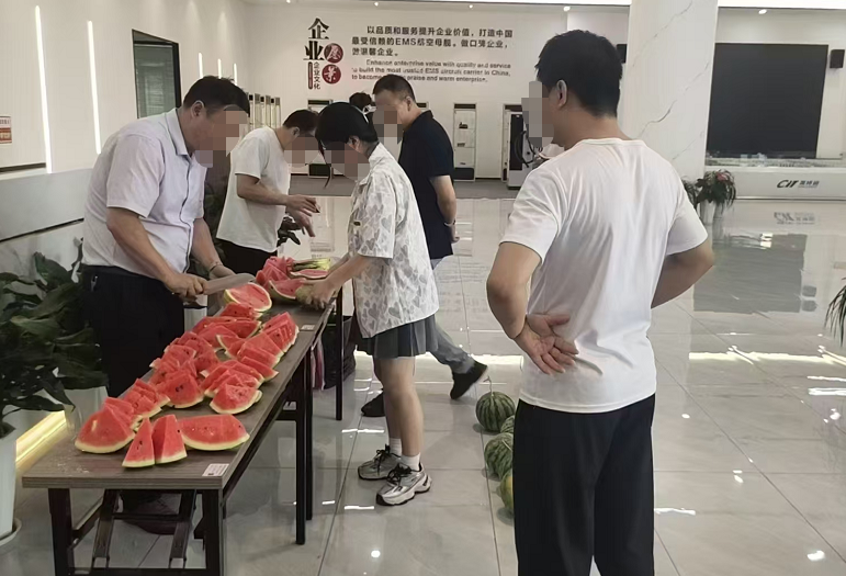 四川英特麗齊心戰(zhàn)高溫，奮力保產(chǎn)值